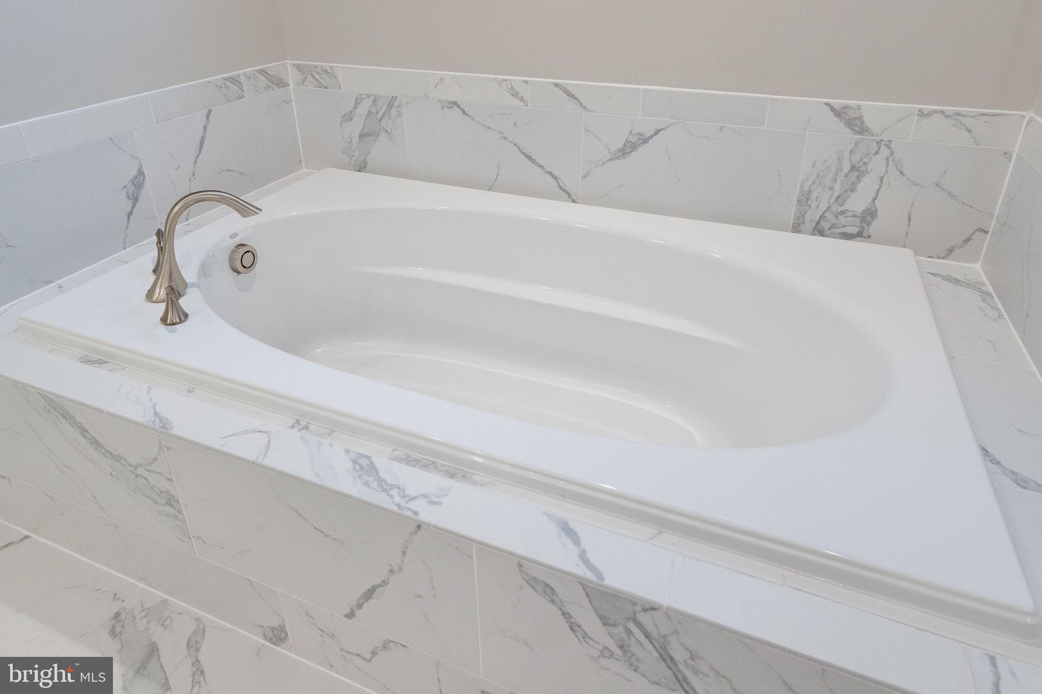 OAK VALLEY ESTATES - Residential