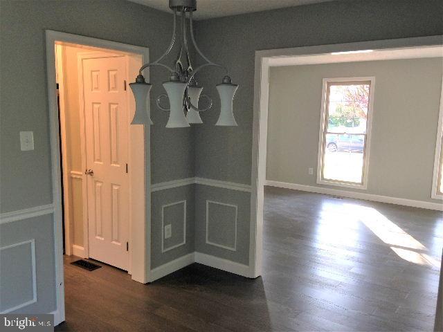 PERRY HALL - Residential