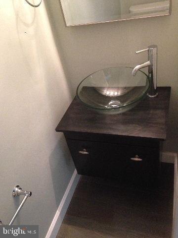 PERRY HALL - Residential