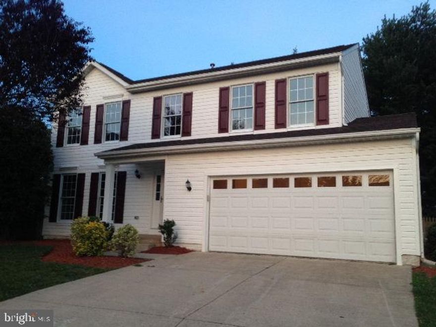 Beautifully-renovated 4-bedroom home. New roof, HVAC, gas heat, water heater. New wood flooring & carpet throughout. Entire home is freshly painted. New kitchen cabinets & quartz countertops with new SS appliances. Baths fully-renovated with porcelain ceramic, new vanities, &fixtures. Master bath has custom walk-in shower. Newly-finished basement with recessed lighting . Laundry room has new vinyl flooring with new washer & dryer. Desirable end of court location with fenced backyard and shed. Updated 200 amp electrical panel/wiring to 2018 electrical code.