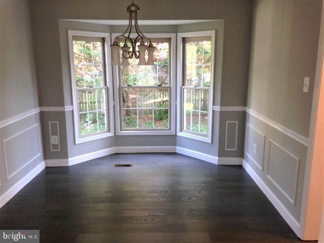 PERRY HALL - Residential