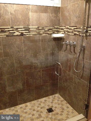 PERRY HALL - Residential