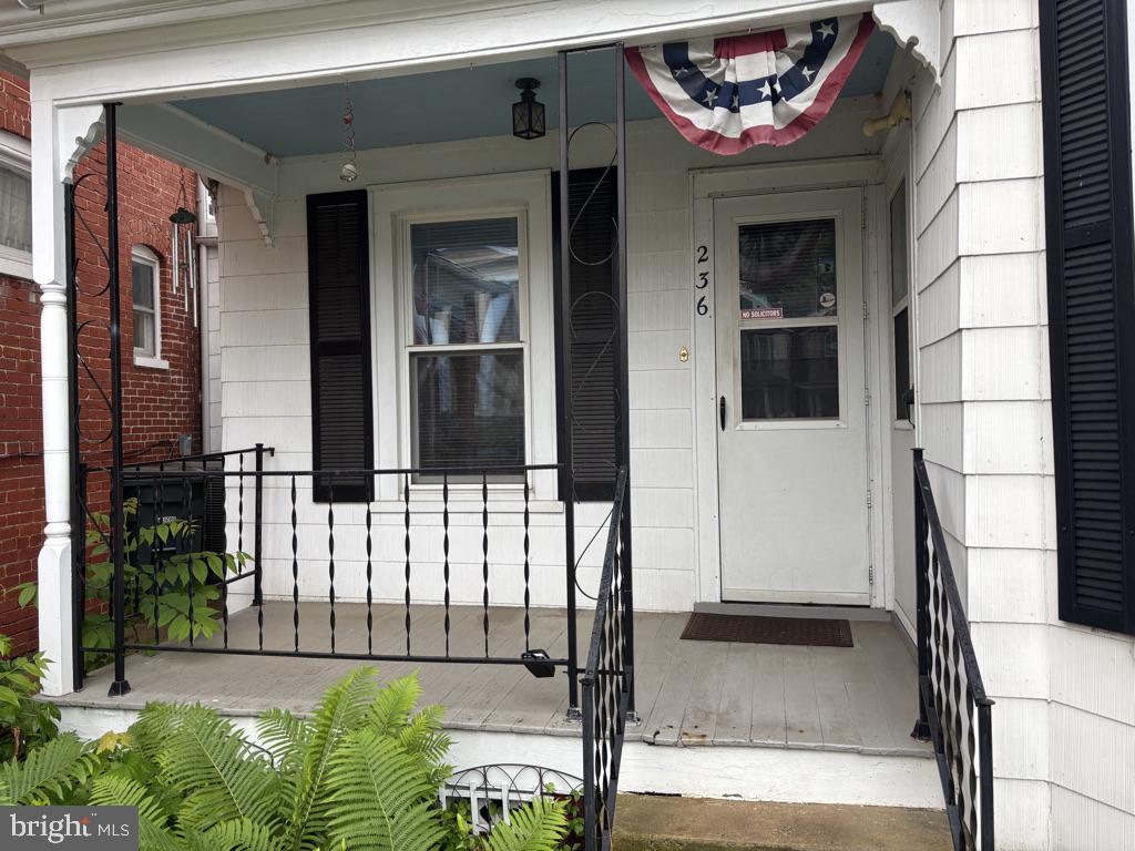 DOWNTOWN FREDERICK - Residential