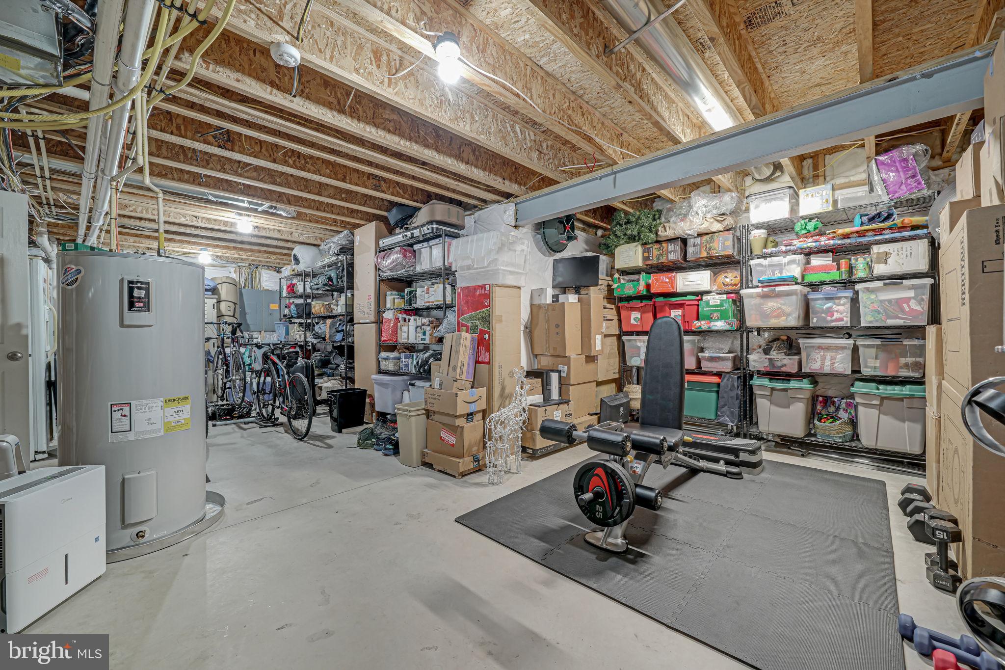 REGENTS AT LAKE MANASSAS - Residential