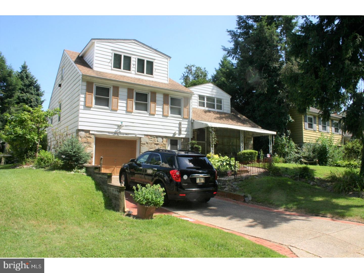 Desirable Winchester Park Beautiful 6 Bedroom 3+1/2 Bath Well Maintained Single Split Level. Spectacular Oversized Modern E/I Country Kitchen w white wood Cabs, D/W, G/D, Gas Range, Ceramic tile Backsplash and  Refrigerator, Tons of countertop space, Ceramic Tile Floor and exit door to rear yard. Main Floor features Large Living Room with Bay Window, Double Dining Room. Second Level: 3 large Bedrooms. Master bedroom has Walk-in closet and full Master Bath with C/Tile Stall shower and vanity. Modern C/Tile Hall Bathroom with vanity. 3rd Level: Has a huge Bedroom with big closet and full C/Tile Hall Bath. 4th Level has 2 spacious finished Dormer bedrooms. Lower Level features nice size Knotty Pine Recreation Room with B/I shelving and exit door. Beautiful Laundry room with plenty of Countertop for Folding laundry and oak cabinets for storage. Separate utility room with Newer gas hot air heating system. Newer central air. Laundry Room includes washer & dryer with access to side yard! Other Features: Vinyl tilt-in windows; Upgraded 100 Amp Electric. Ideally located on a nice tree lined street across the street from Beautiful Pennypack Park. Fenced rear yard. Shed in rear yard. Elec.Garage door Opener. Security System.