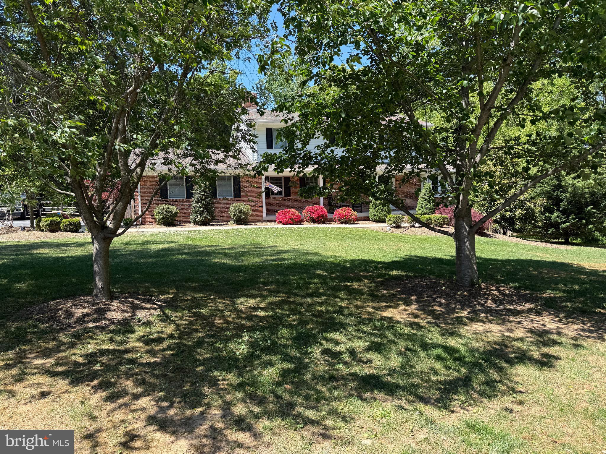 1000 LONDONDERRY DRIVE