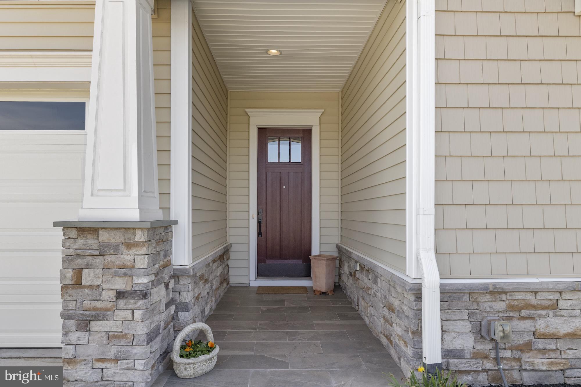 95 LIVELY STREAM WAY