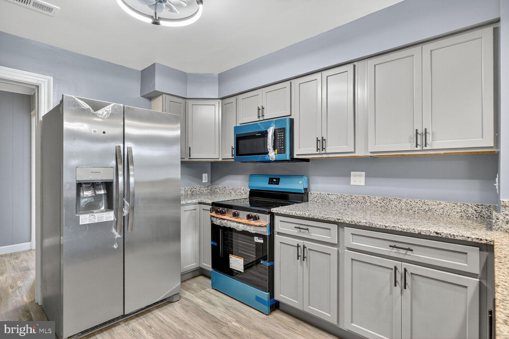 SWANN ROAD - Residential