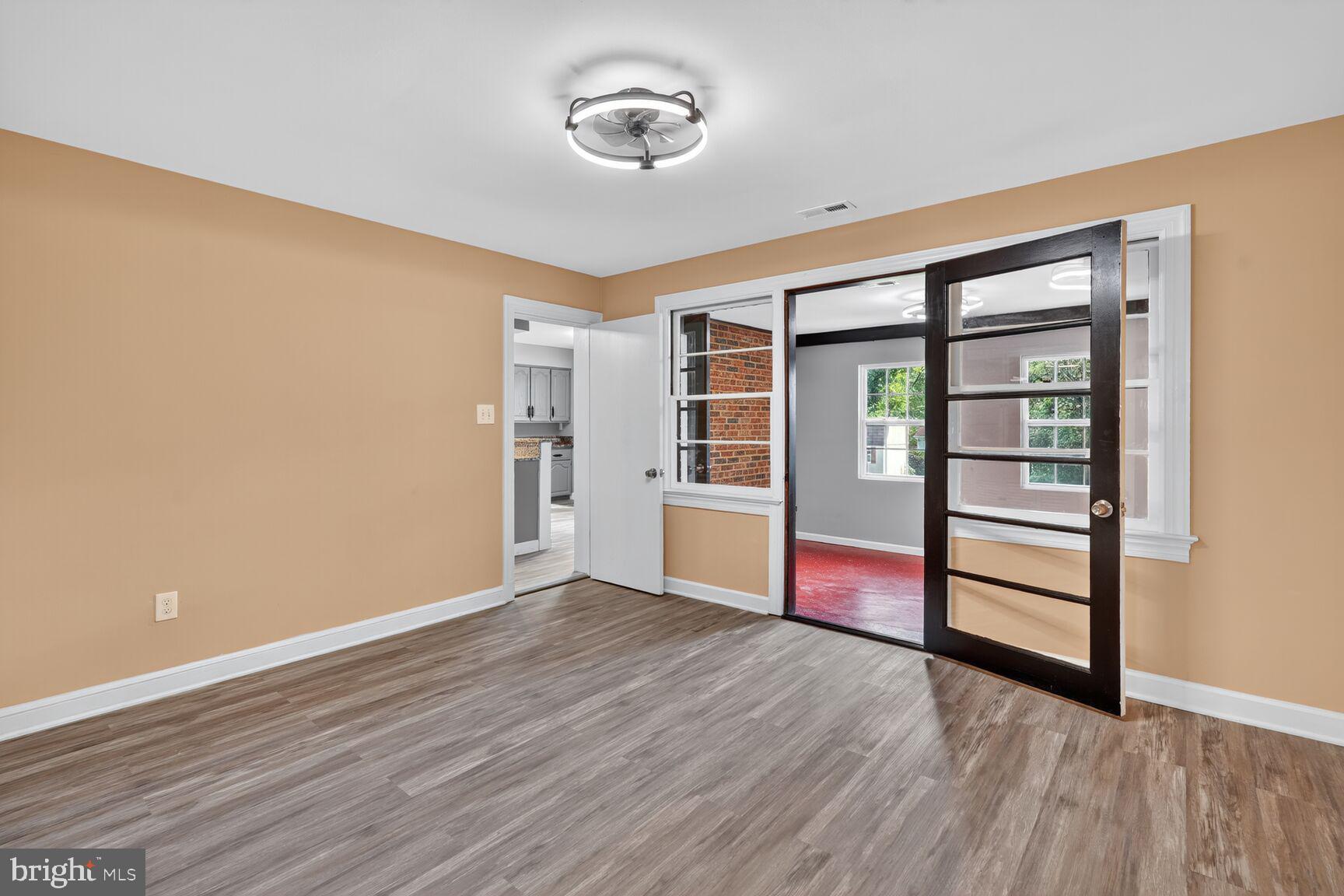 SWANN ROAD - Residential