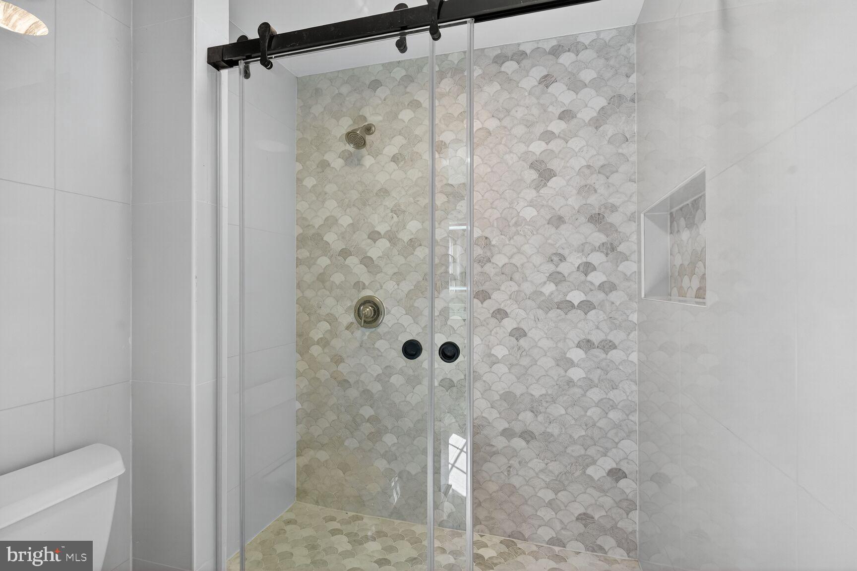 SWANN ROAD - Residential