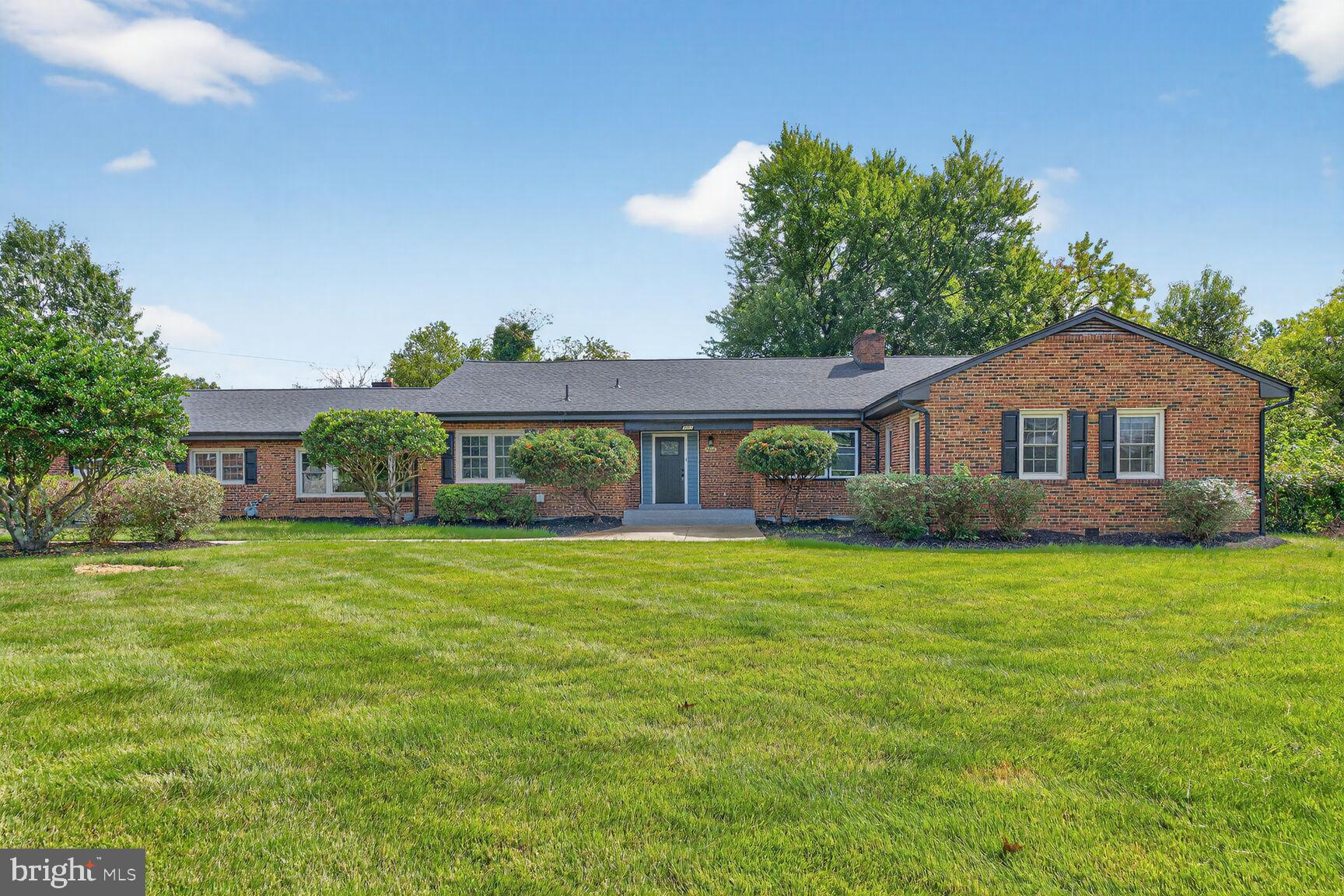 SWANN ROAD - Residential