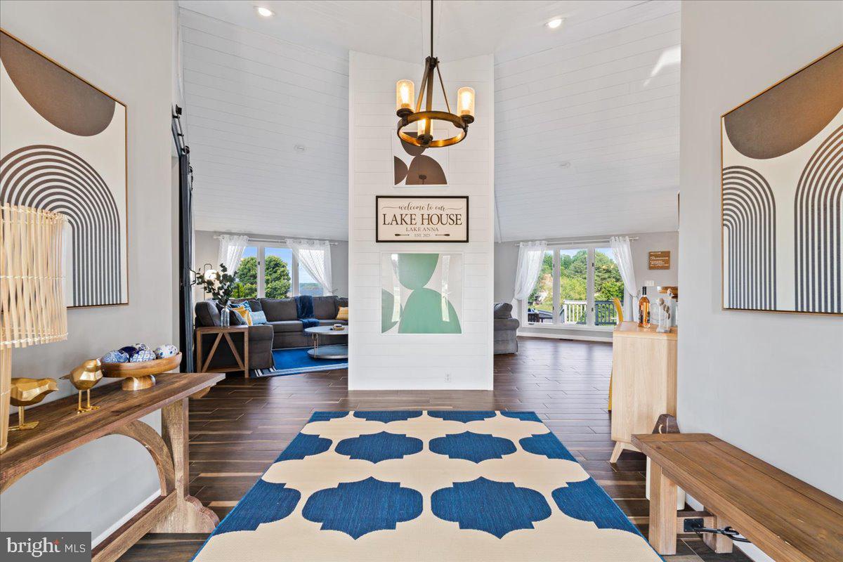 TARA WOODS - Residential