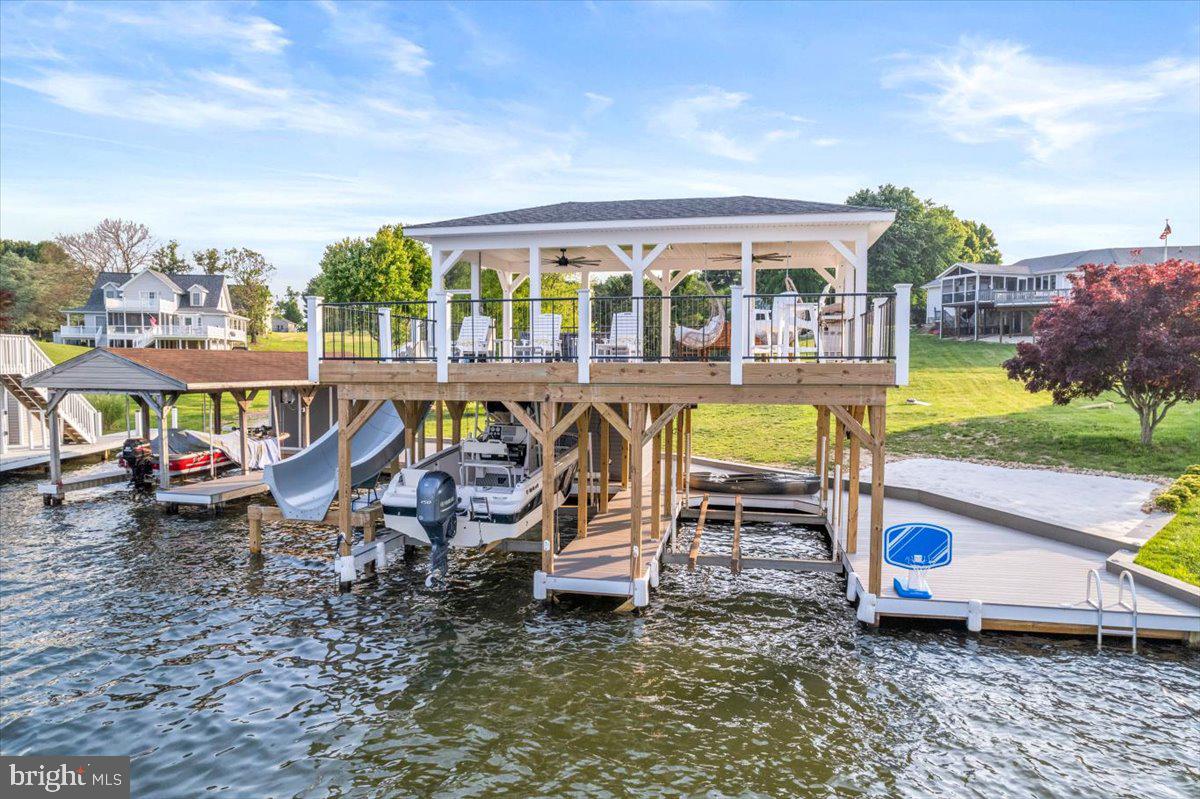 TARA WOODS - Residential