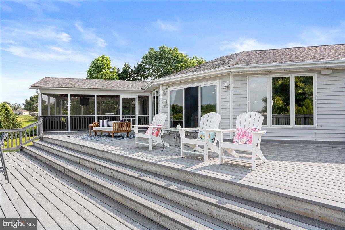 TARA WOODS - Residential