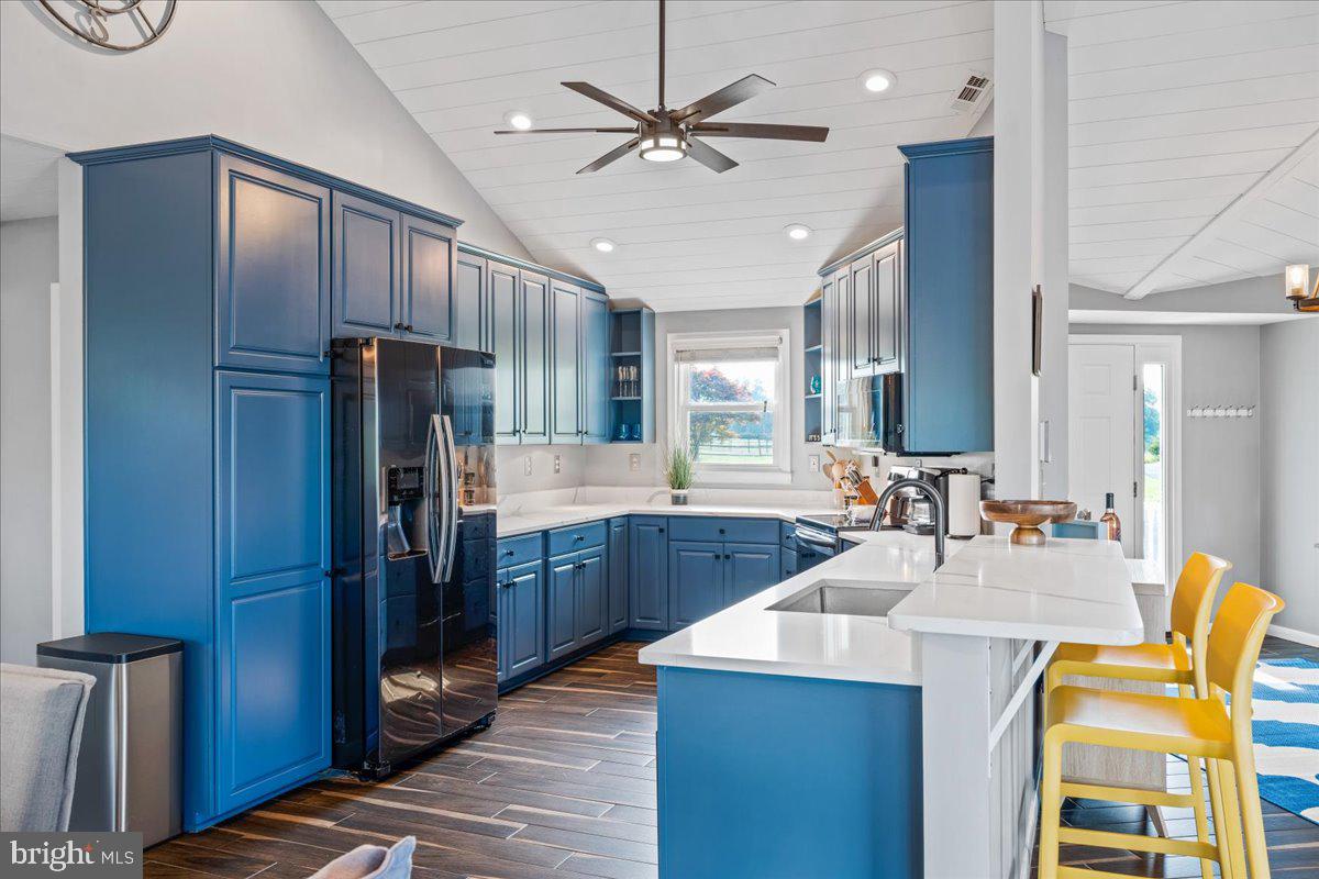 TARA WOODS - Residential