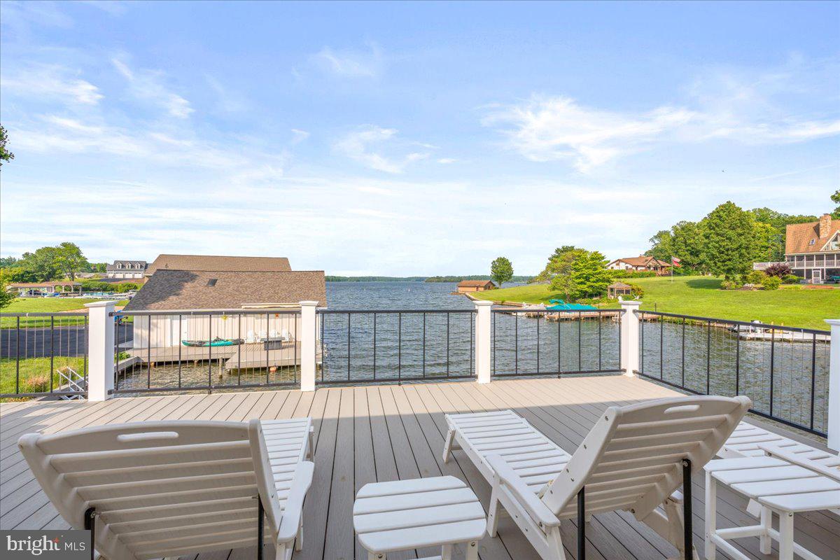 TARA WOODS - Residential