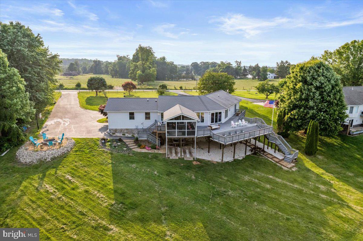 TARA WOODS - Residential