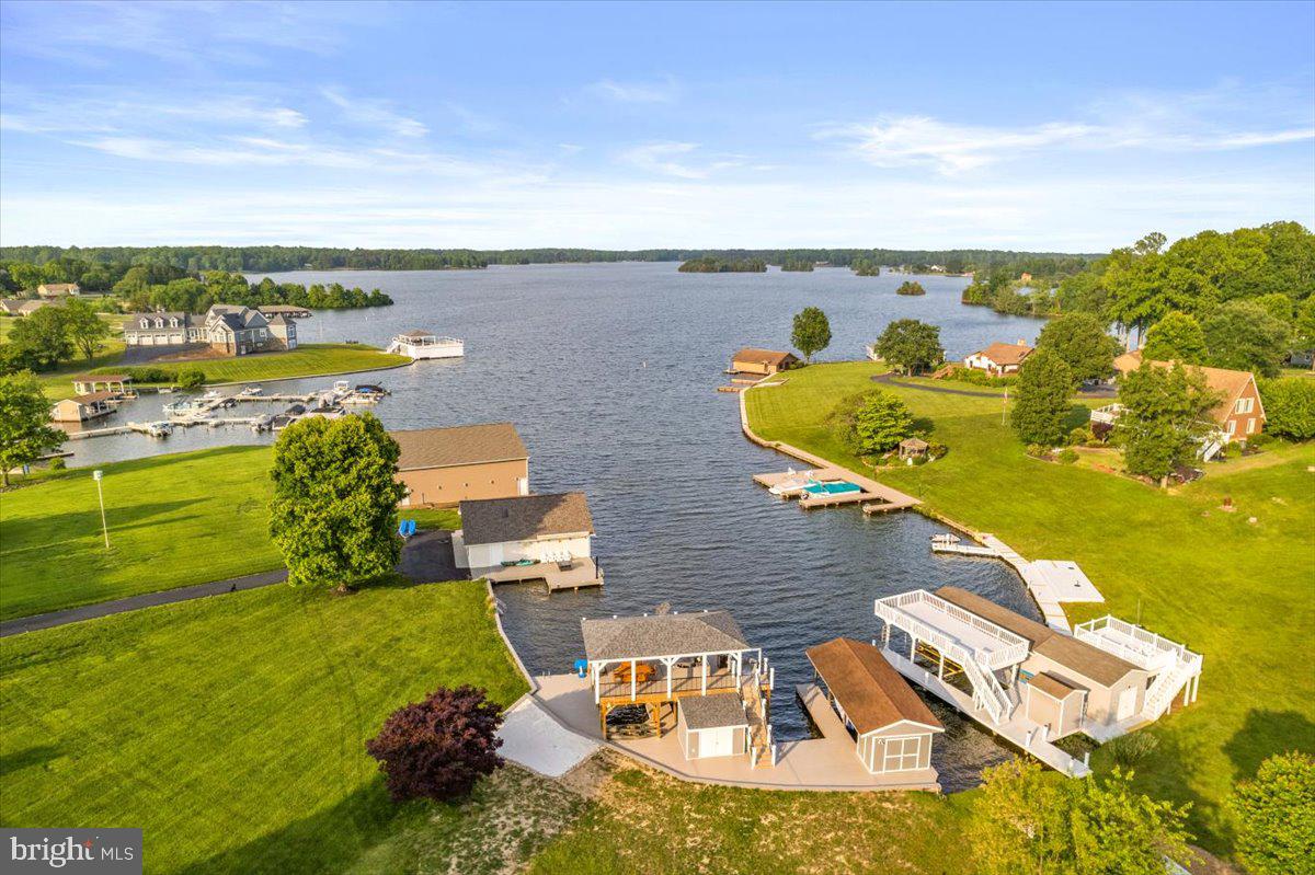 TARA WOODS - Residential