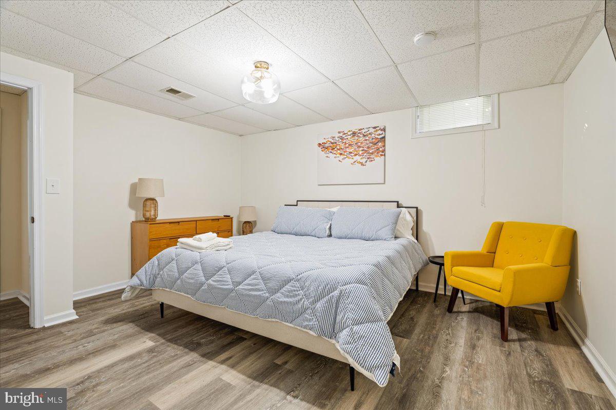 TARA WOODS - Residential