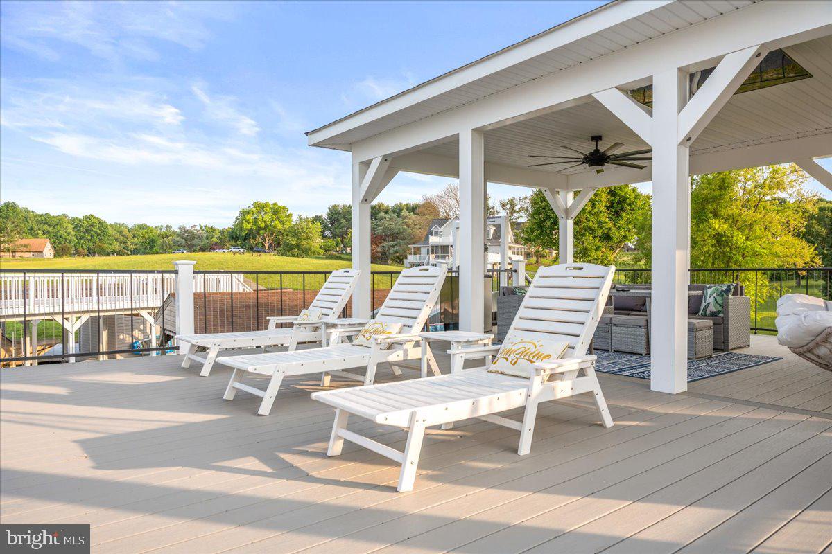 TARA WOODS - Residential