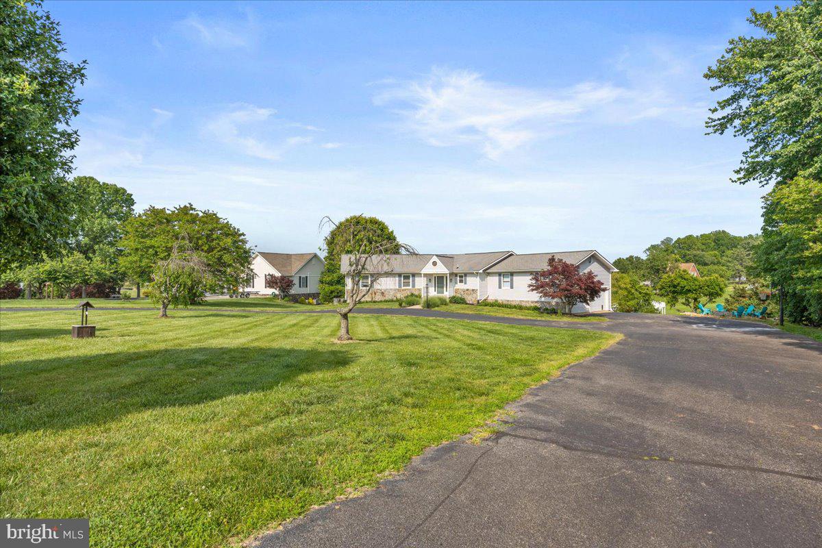 TARA WOODS - Residential