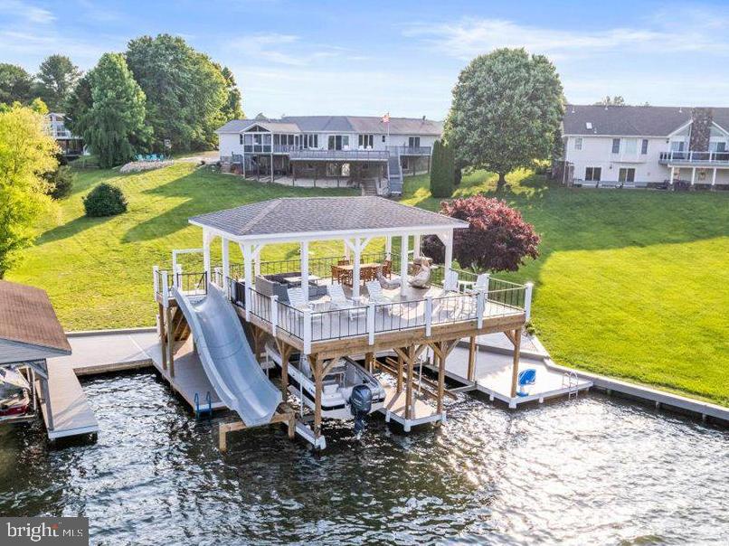 TARA WOODS - Residential