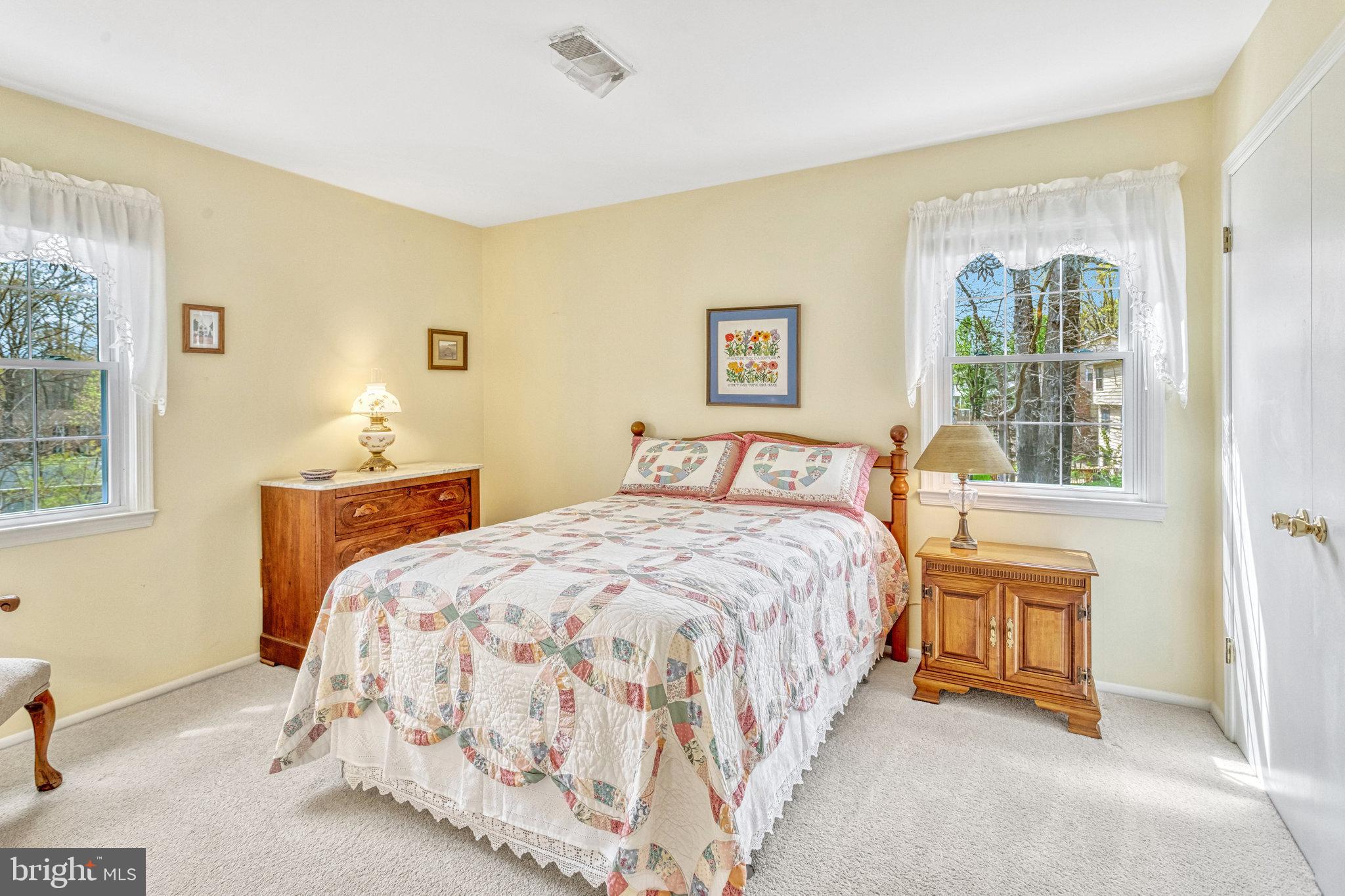 LAKE RIDGE - Residential