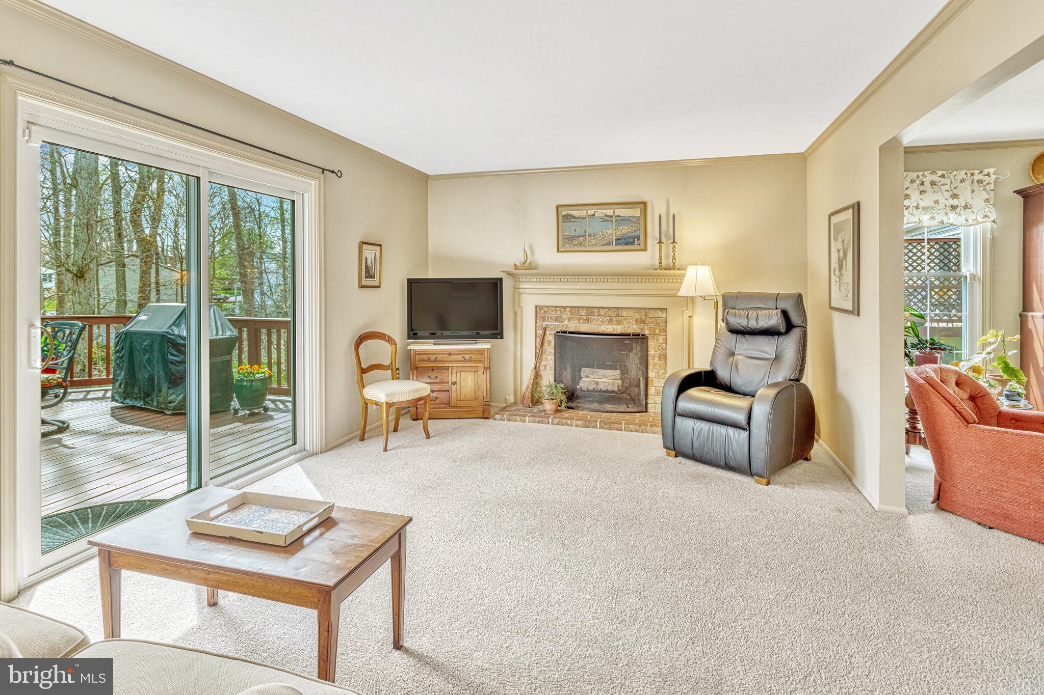 LAKE RIDGE - Residential