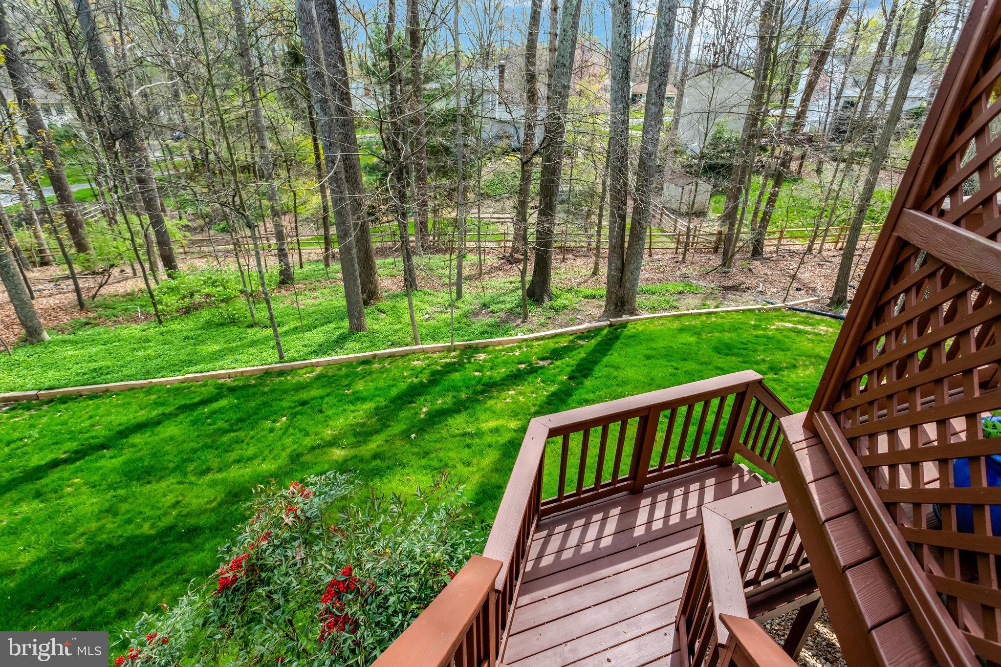 LAKE RIDGE - Residential