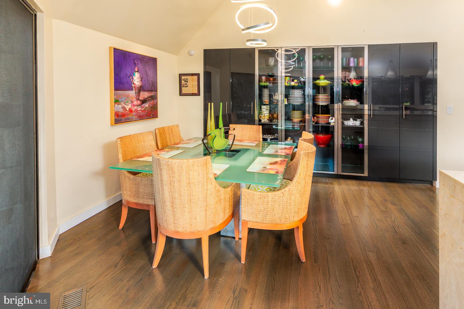 BENNETT POINT - Residential