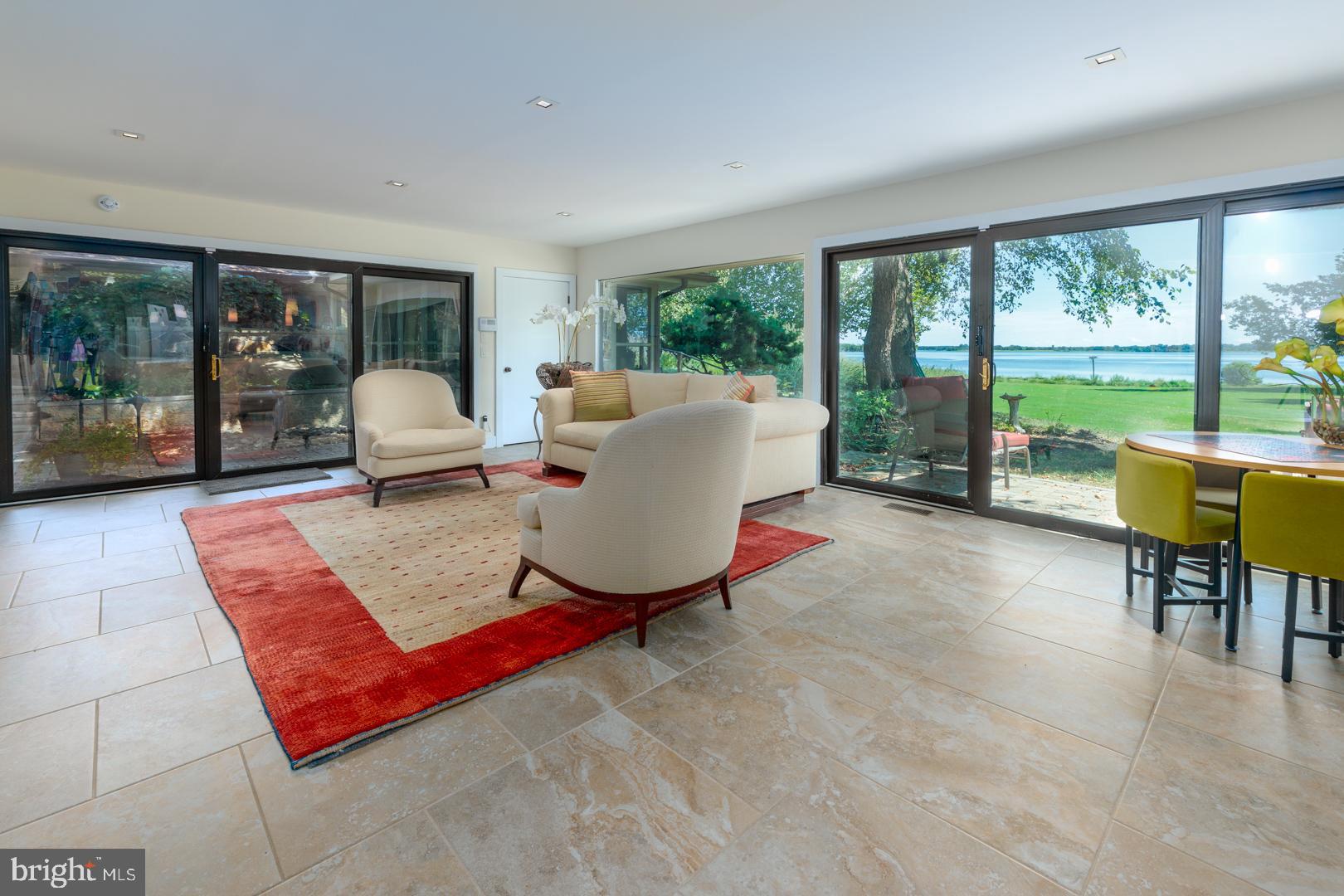 BENNETT POINT - Residential