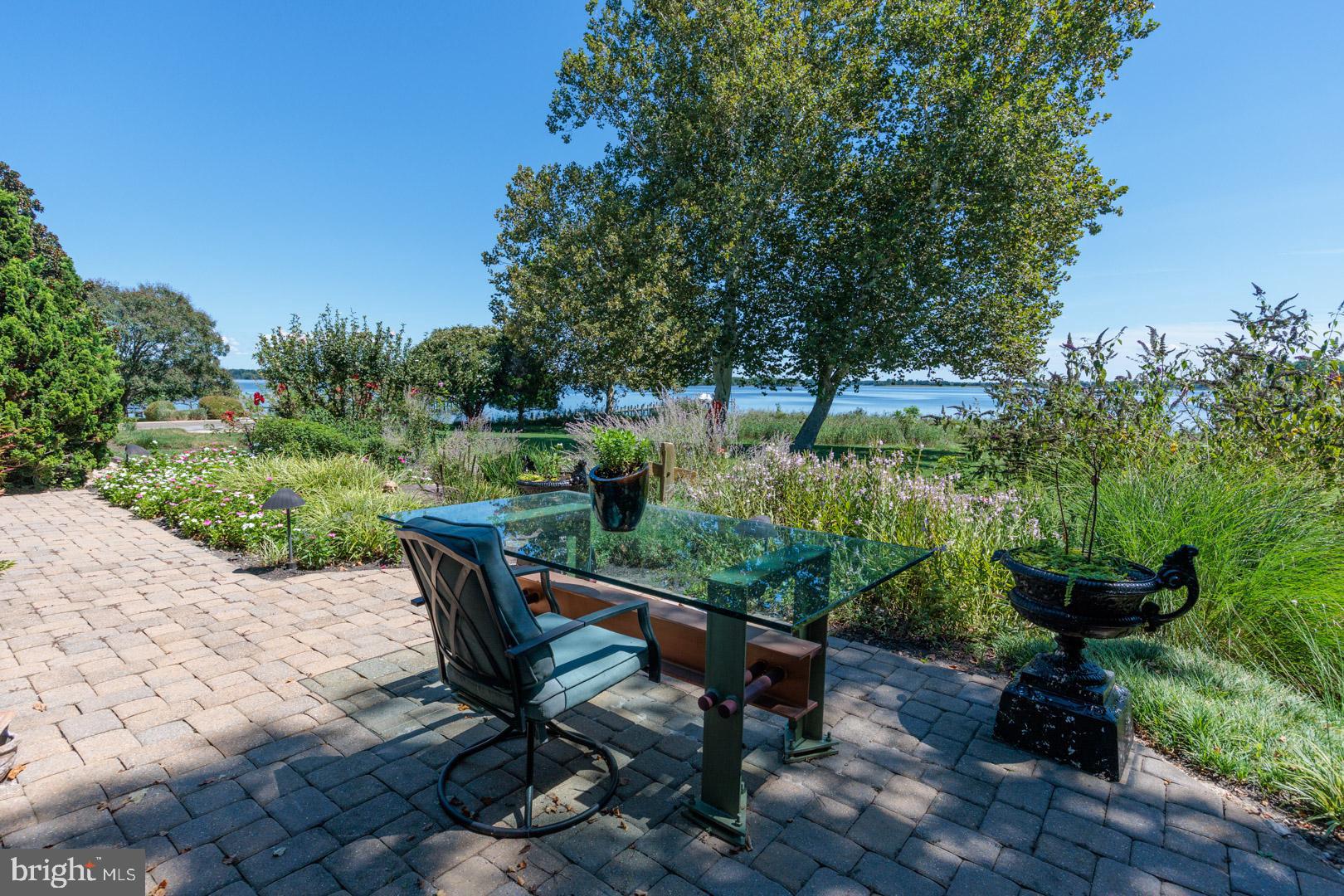 BENNETT POINT - Residential