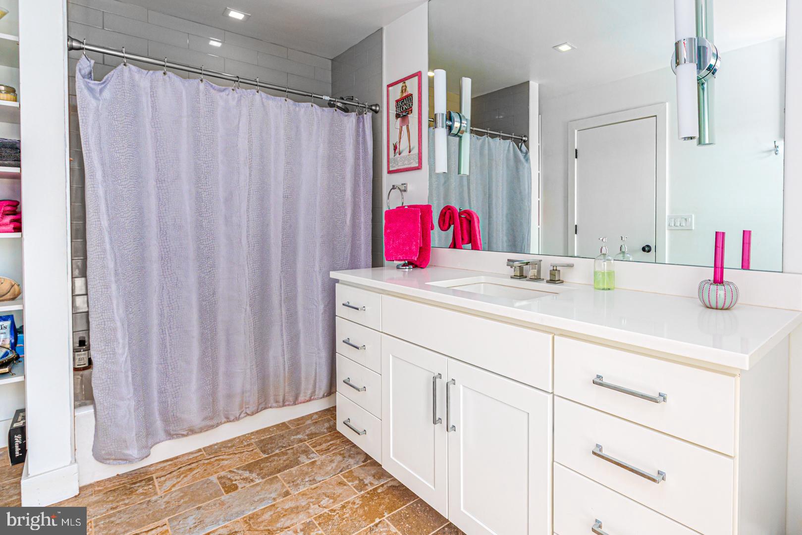 BENNETT POINT - Residential