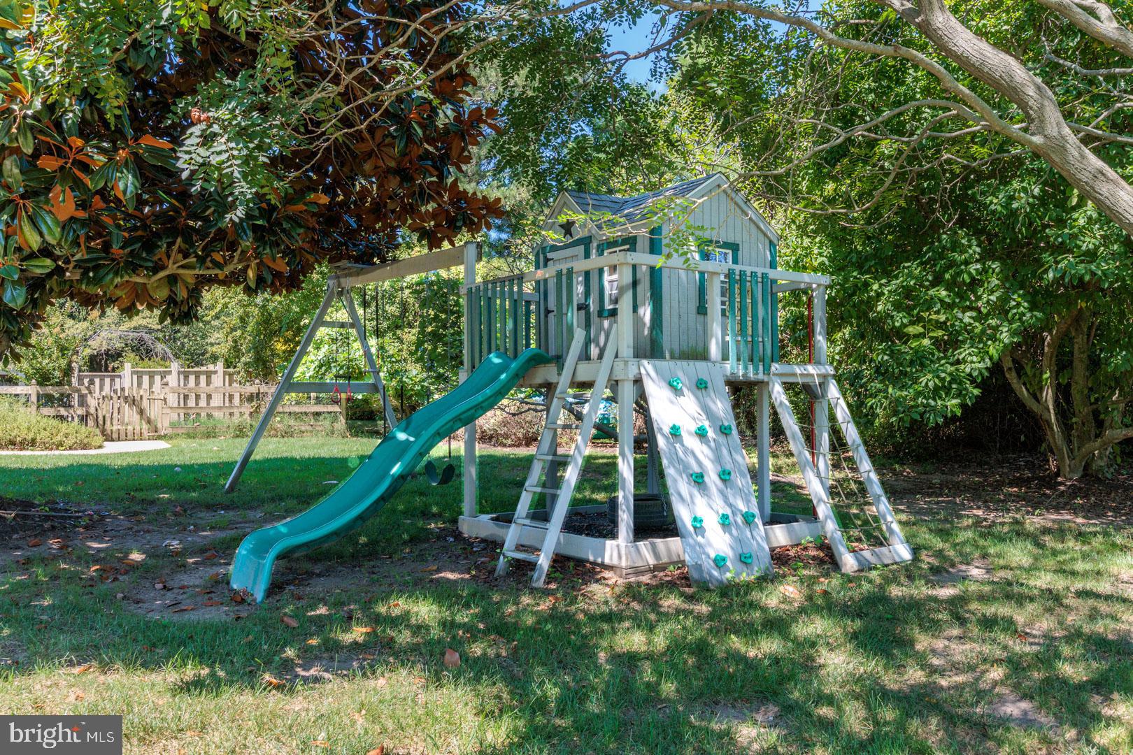 BENNETT POINT - Residential