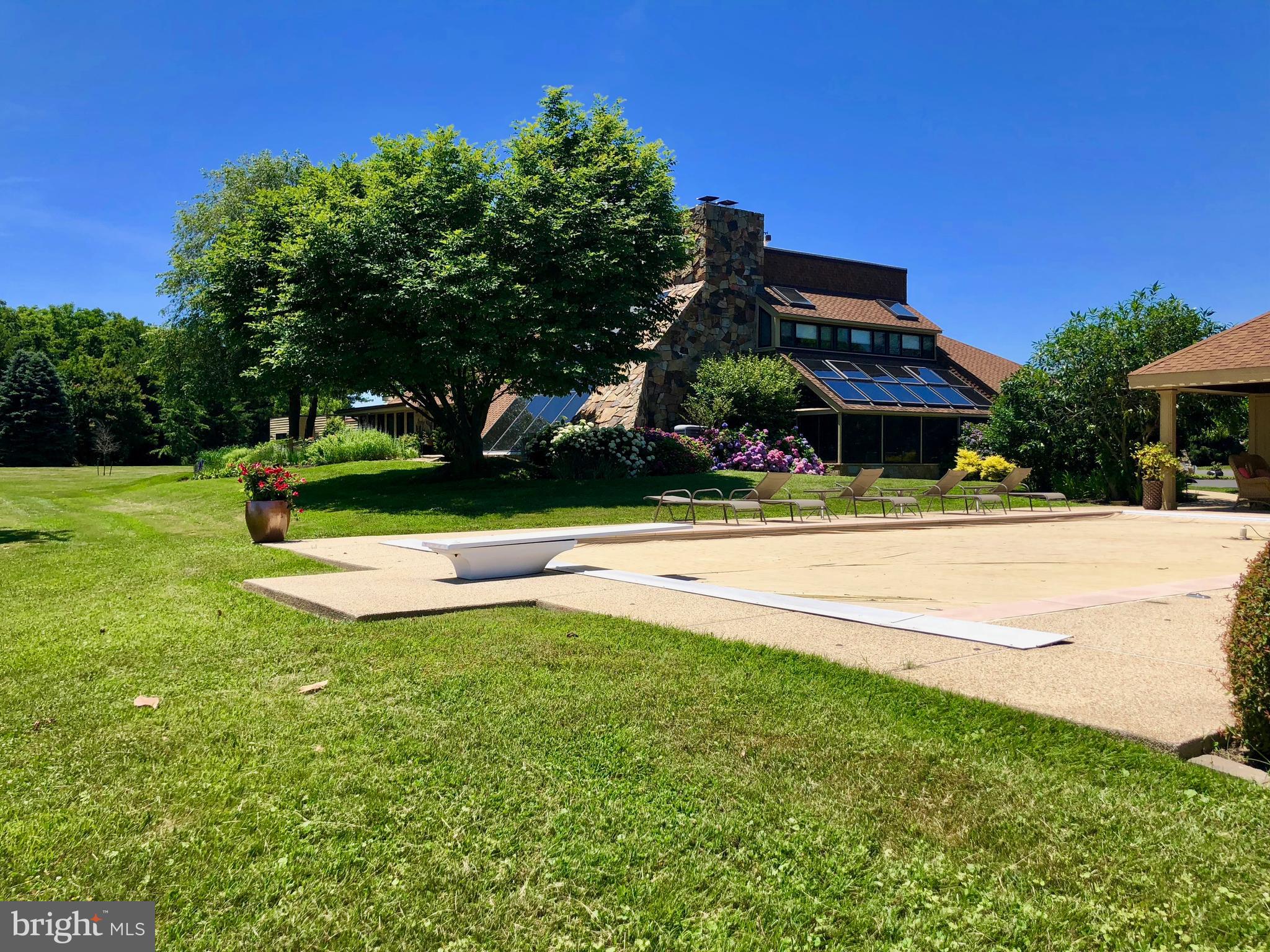 BENNETT POINT - Residential