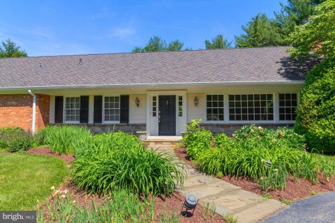 Homes For Rent - 11009 Cripplegate Road<br/> POTOMAC, MD 20854