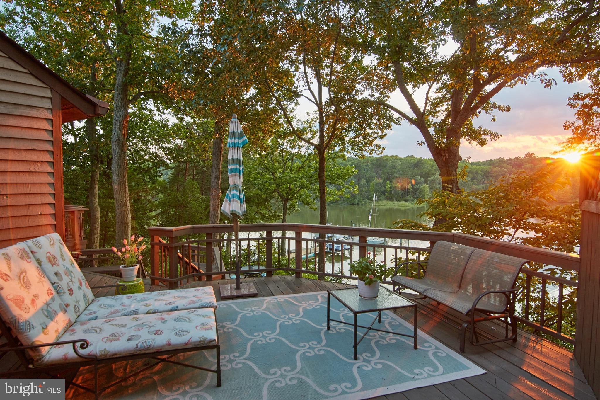 HOLLY HILL HARBOR - Residential