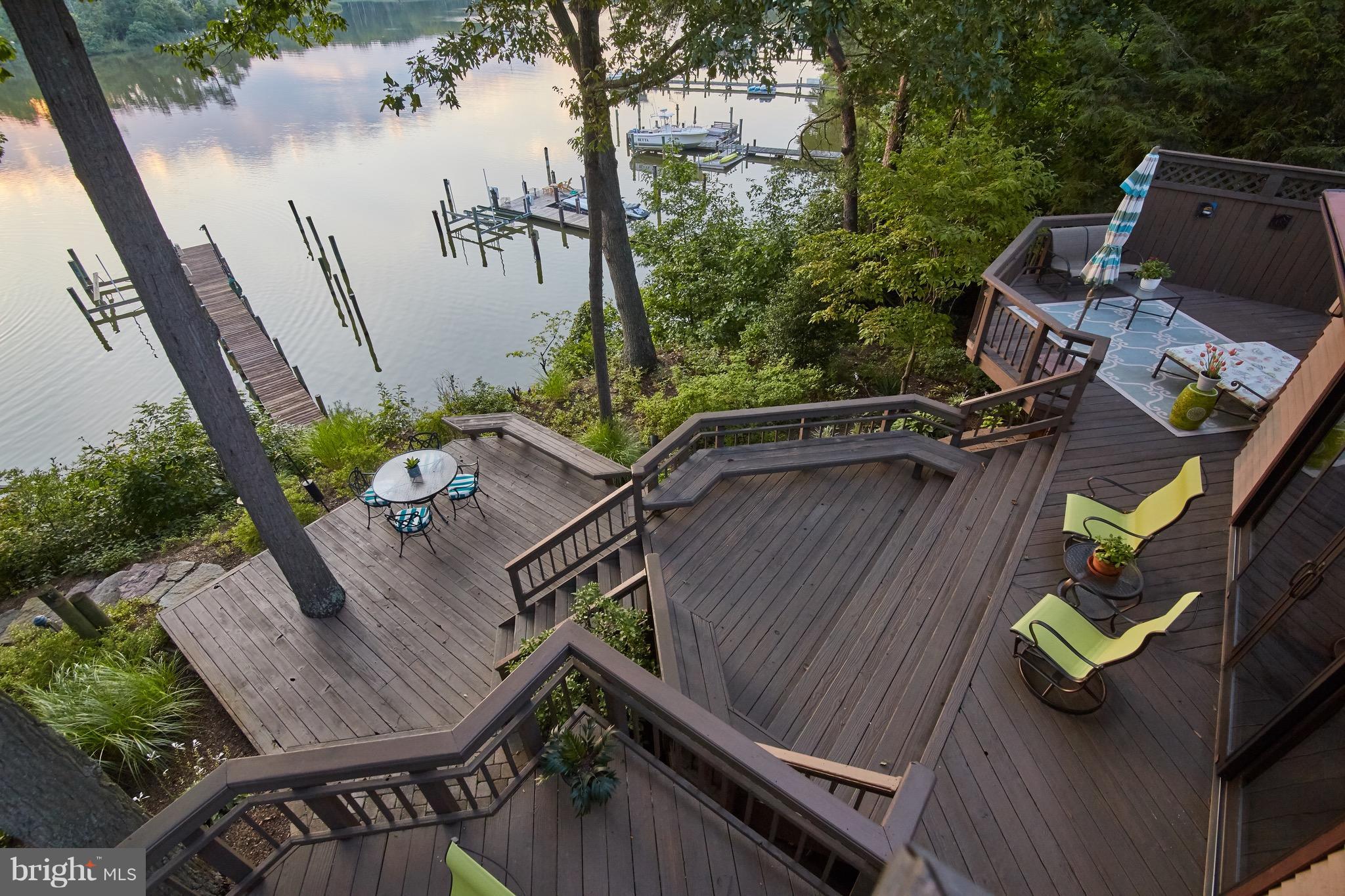 HOLLY HILL HARBOR - Residential