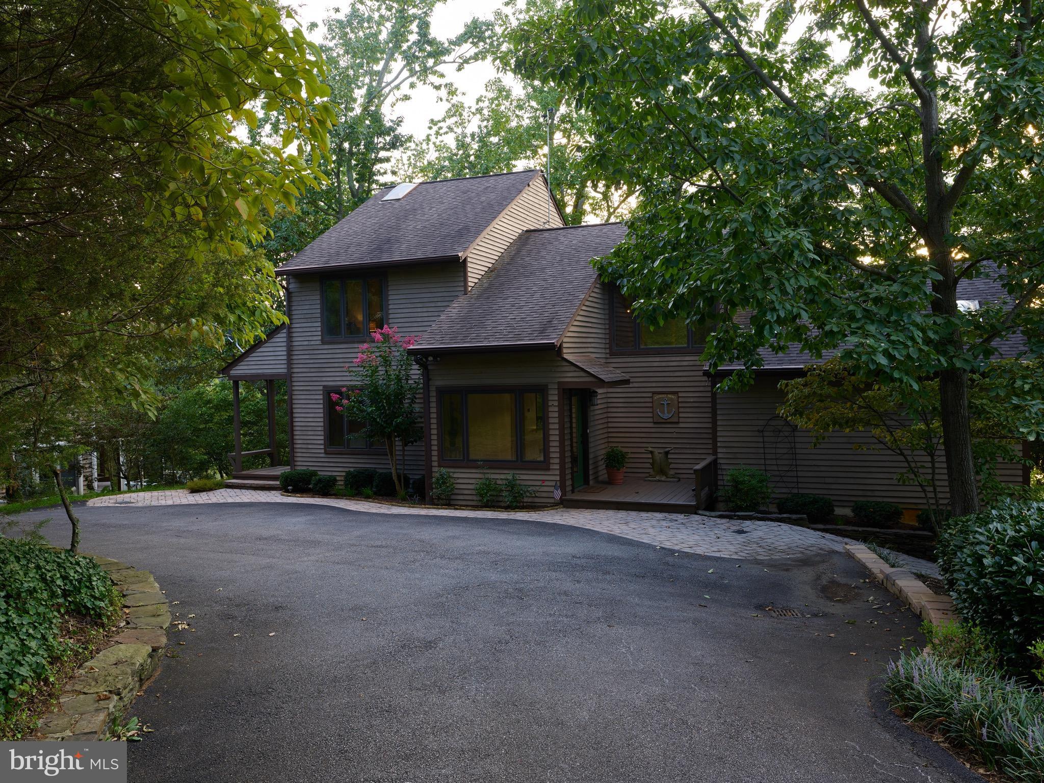 HOLLY HILL HARBOR - Residential