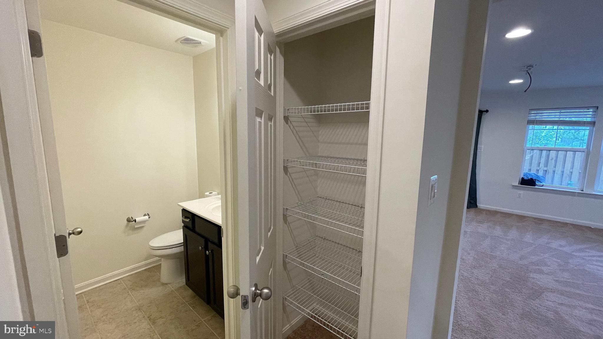 BELMONT ESTATES - Residential Lease