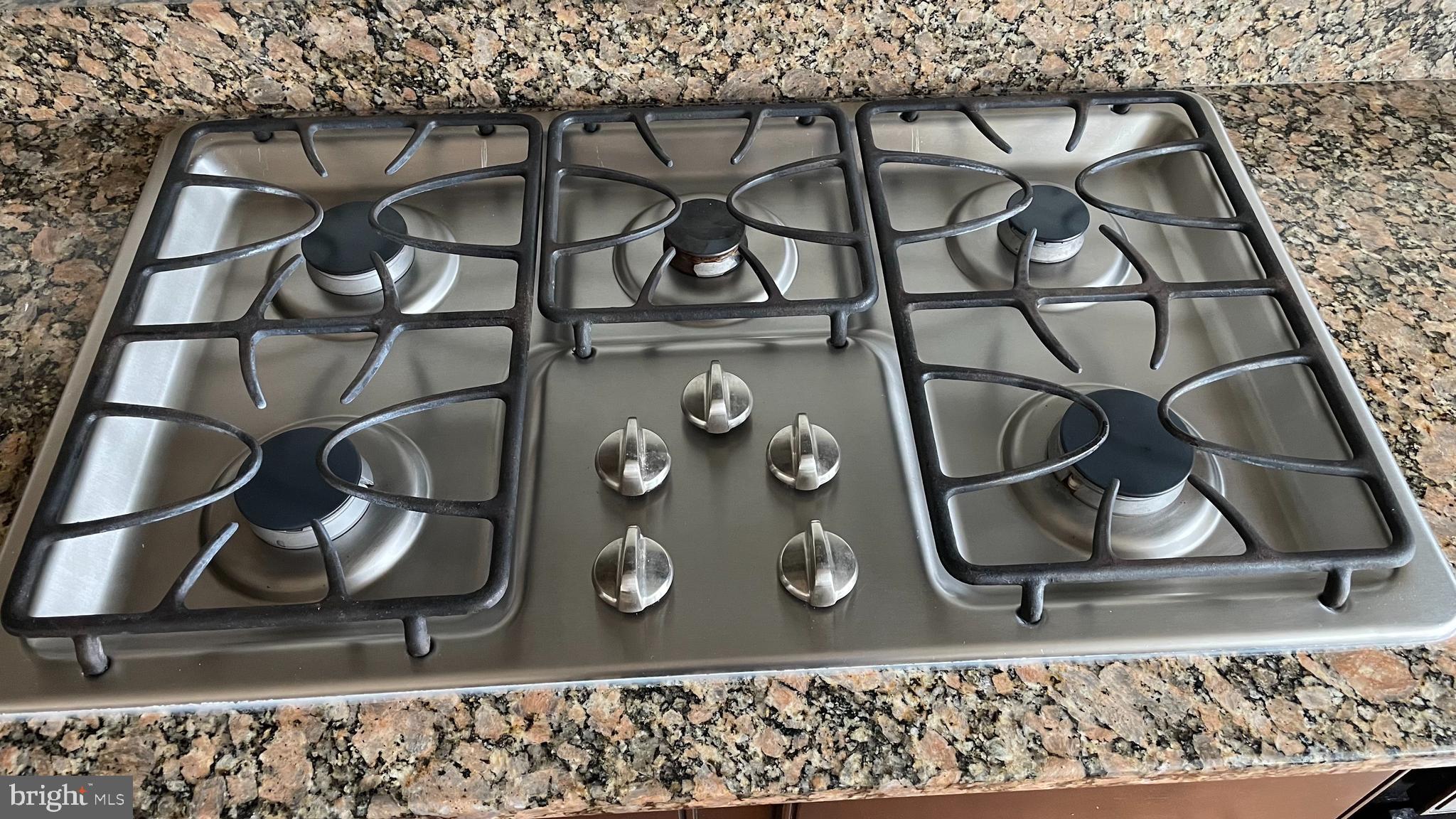 BELMONT ESTATES - Residential Lease