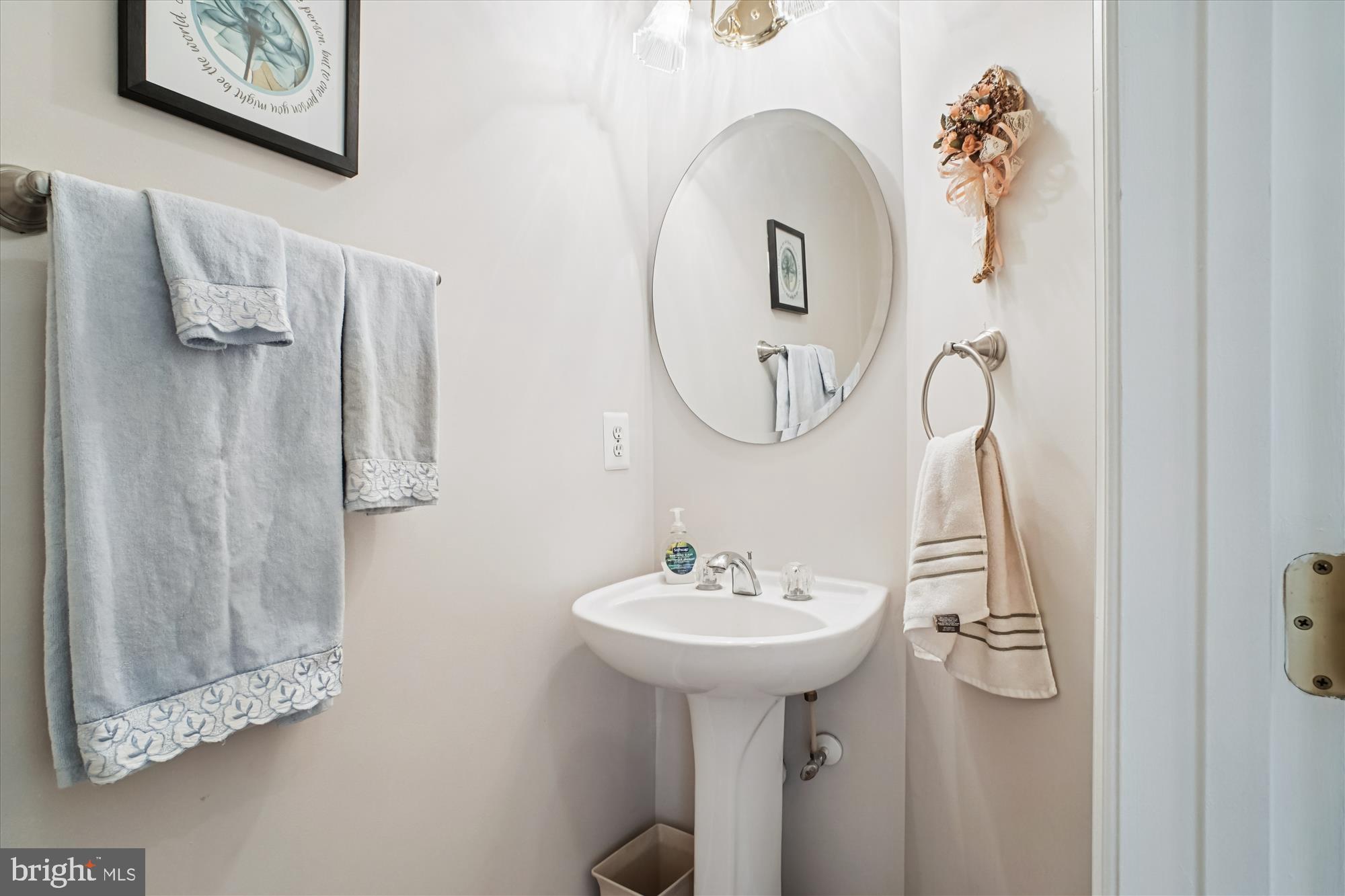 LONGMEADE - Residential