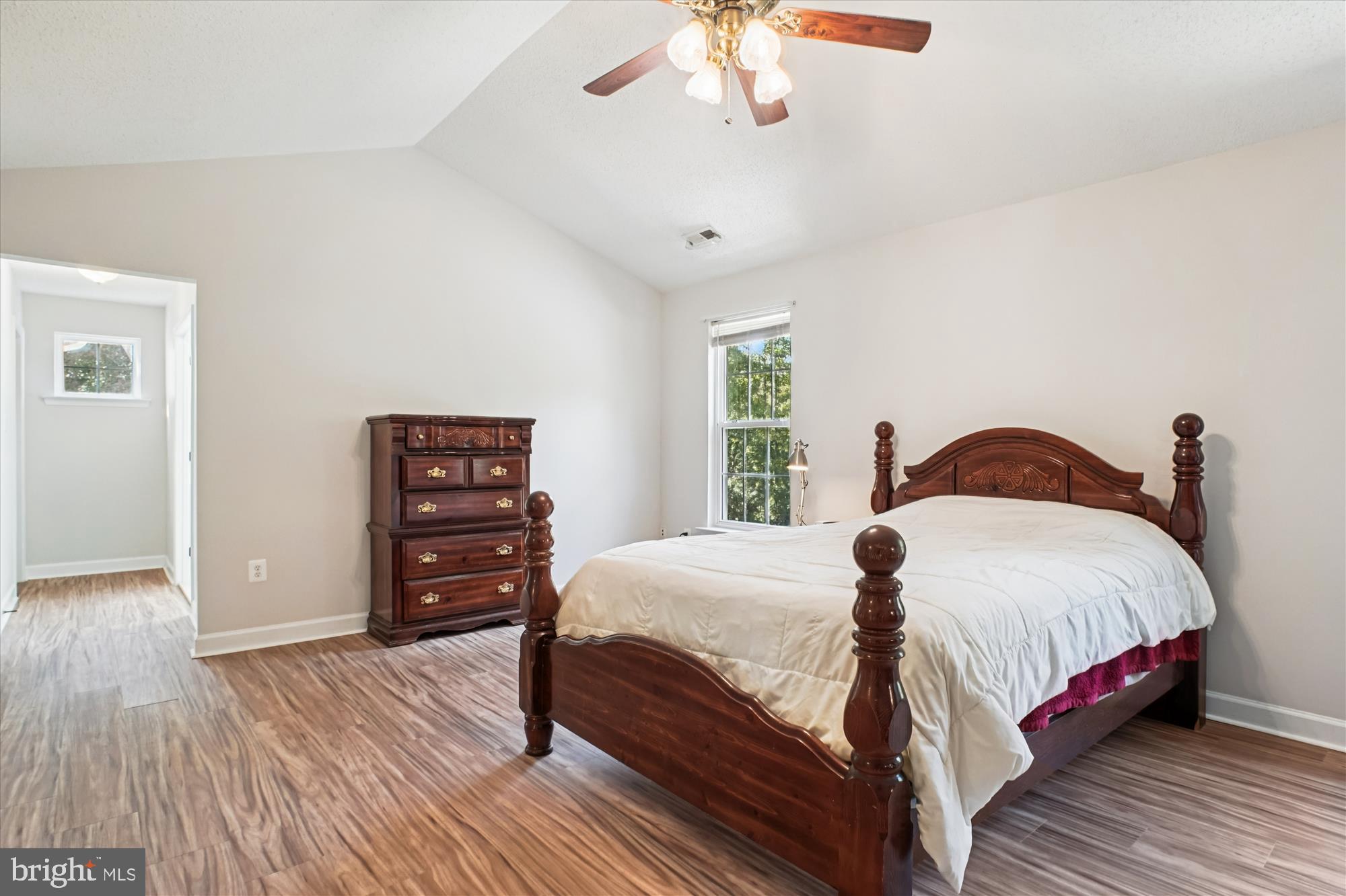 LONGMEADE - Residential