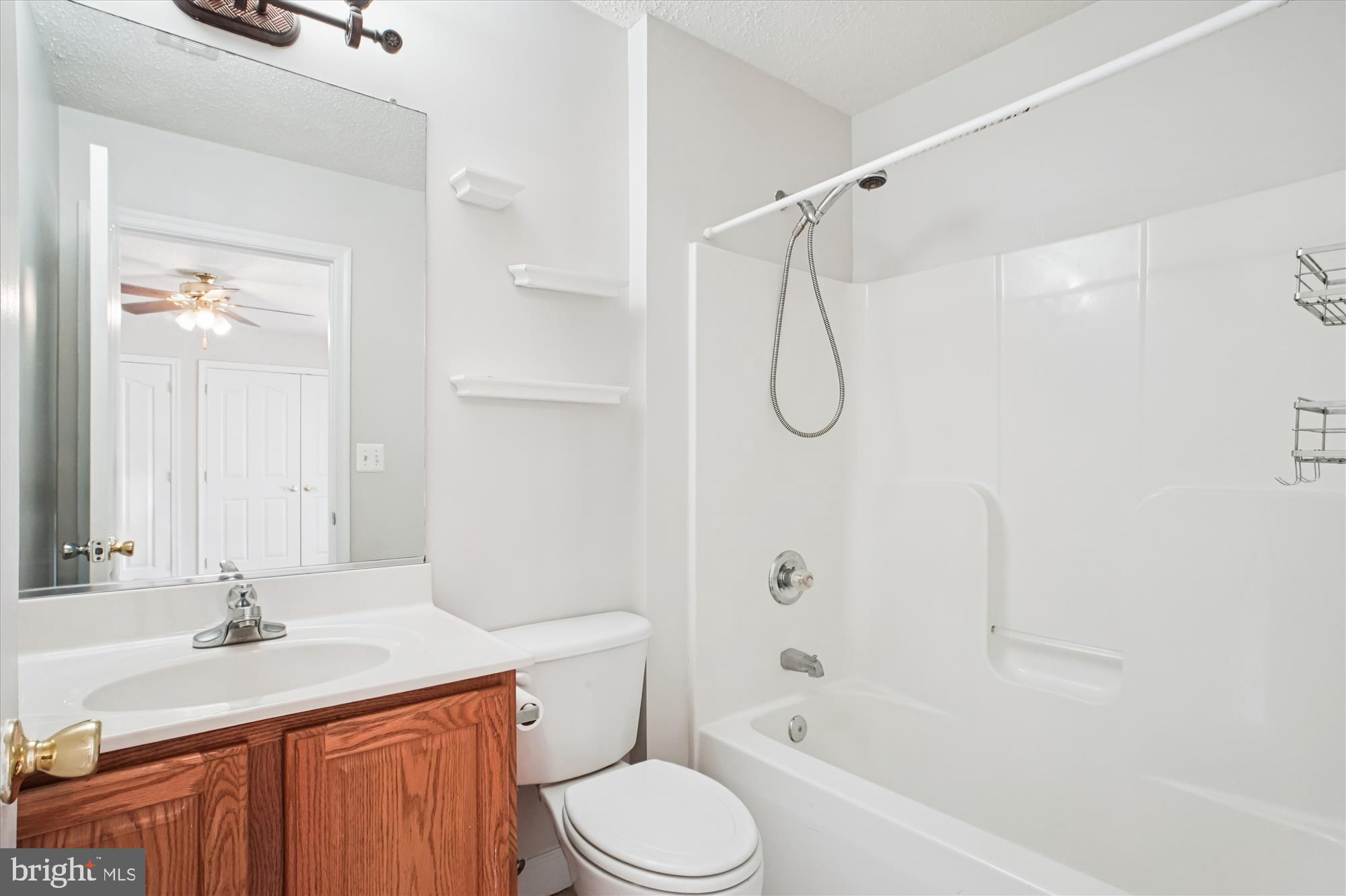 LONGMEADE - Residential