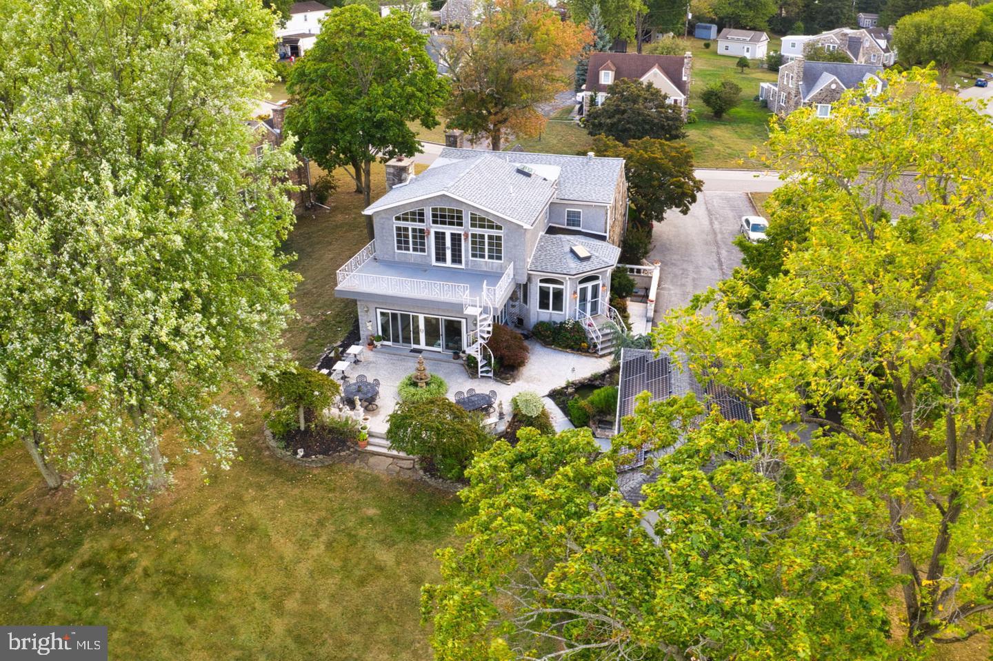 TERRACED HILLS - Residential