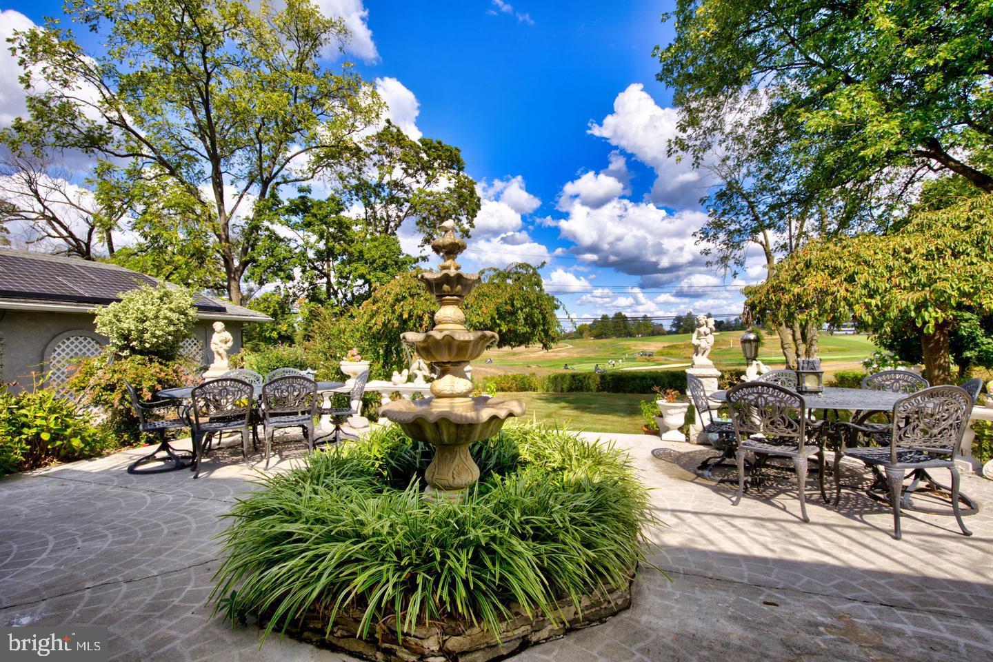 TERRACED HILLS - Residential