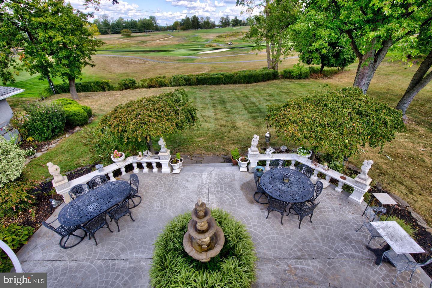 TERRACED HILLS - Residential