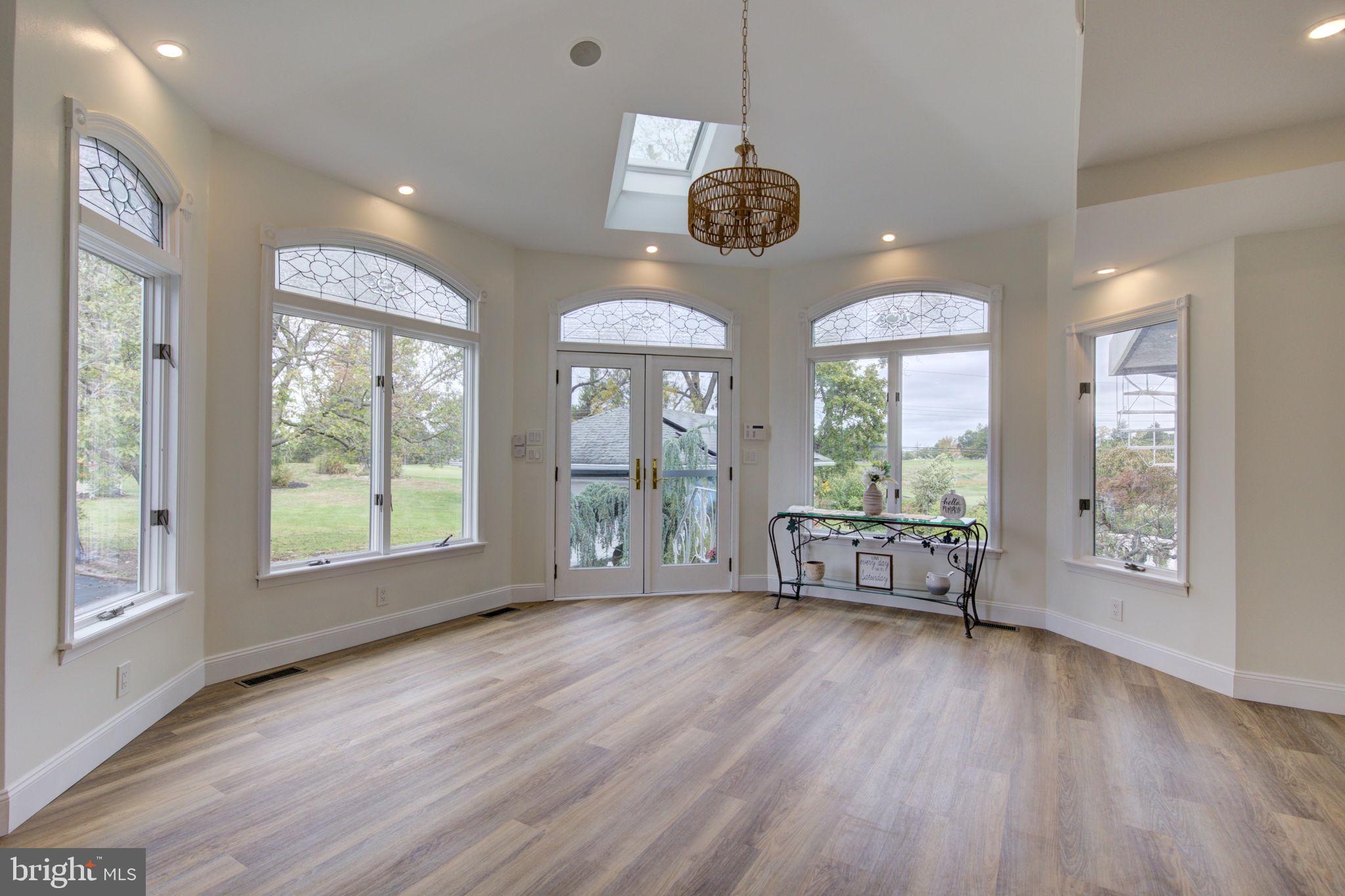 TERRACED HILLS - Residential