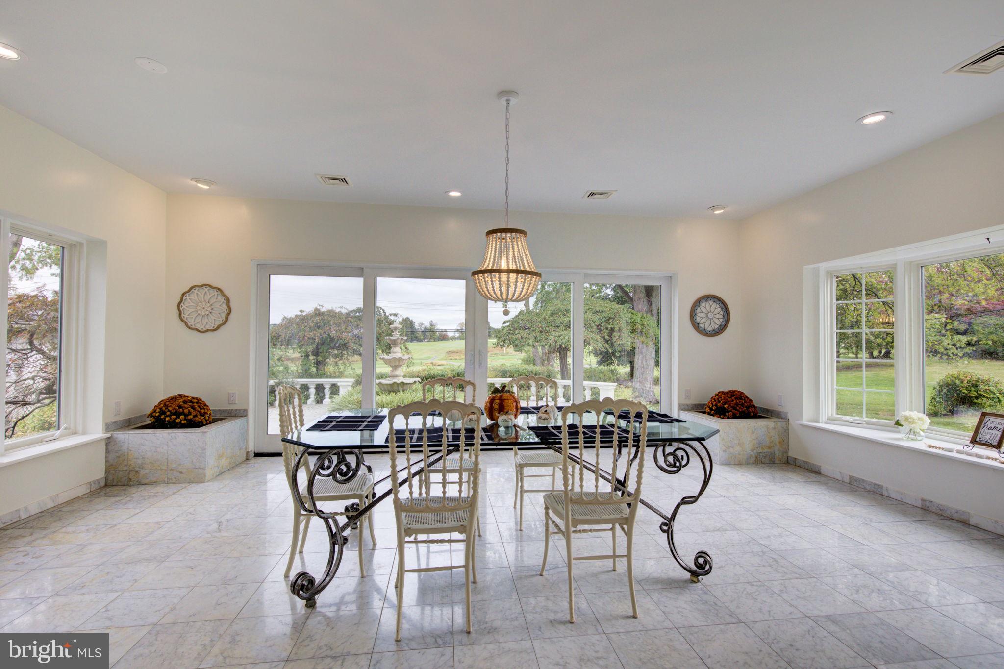 TERRACED HILLS - Residential