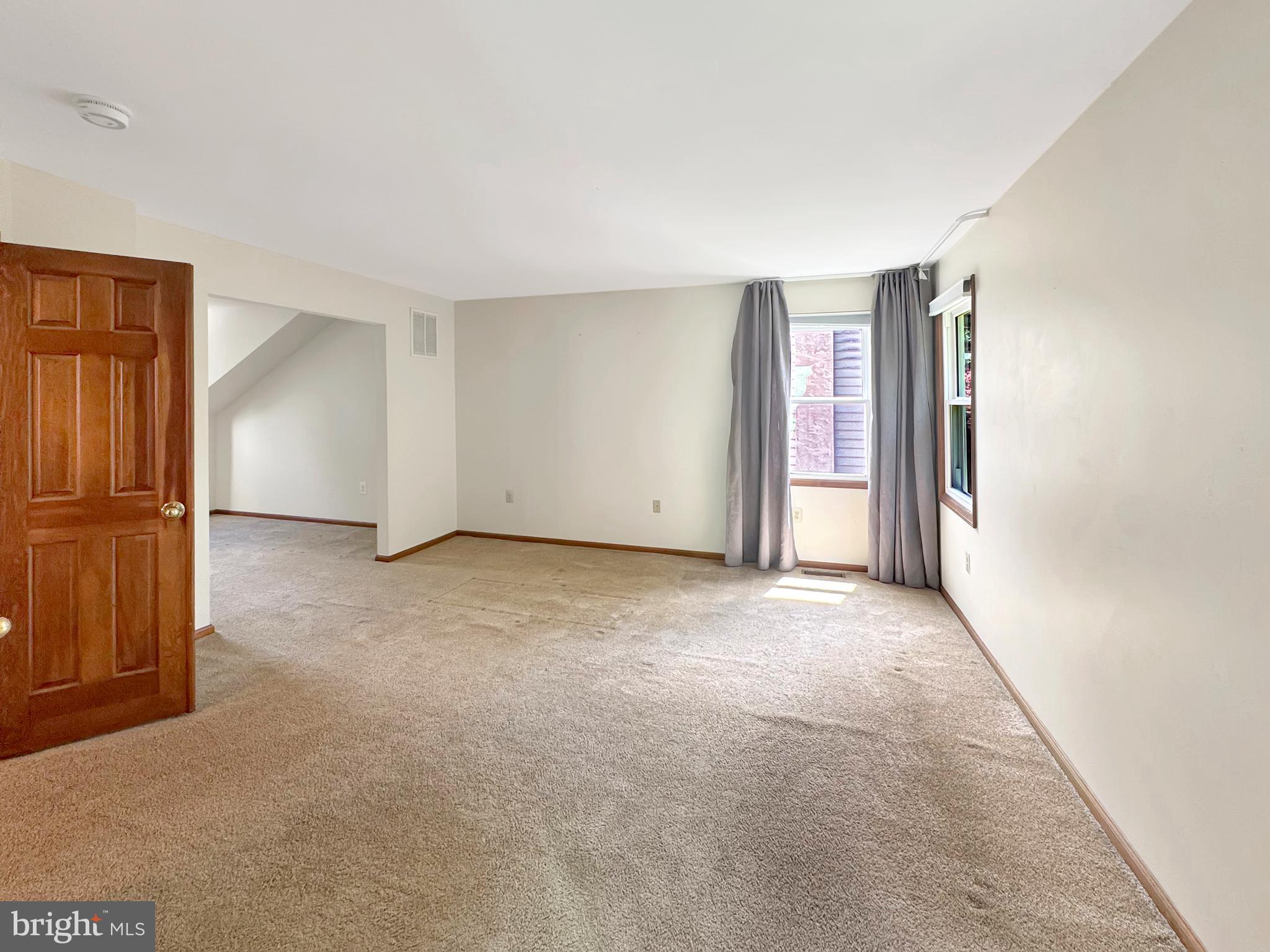 COLLEGEVILLE CROSS - Residential